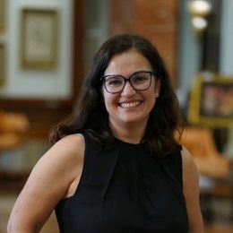 美联储理事鲍曼：投资、储蓄下降可能提高中性利率。