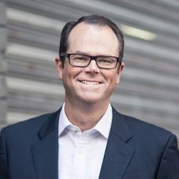 苹果股价下跌超过3%