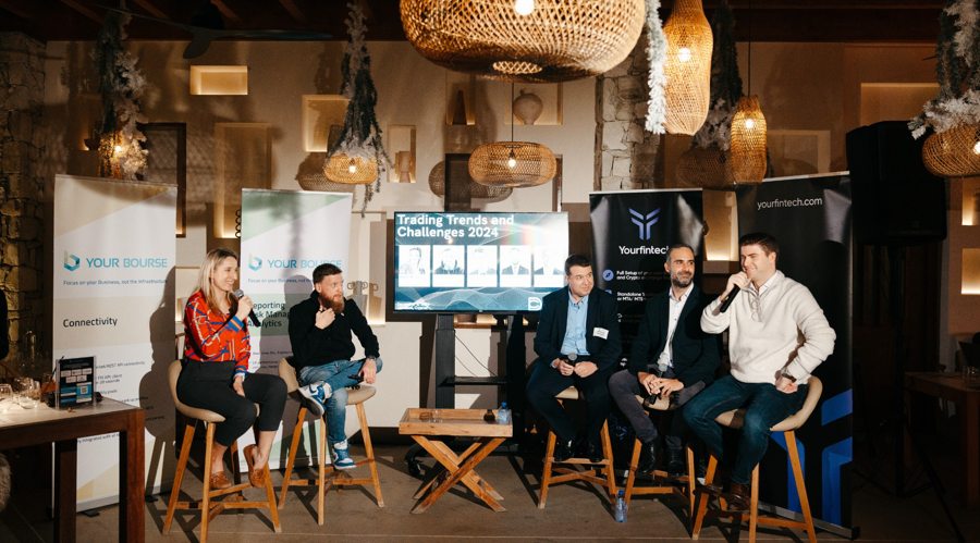 纳斯达克指数成功突破18900.00，现报18892.01，日内下跌0.96%